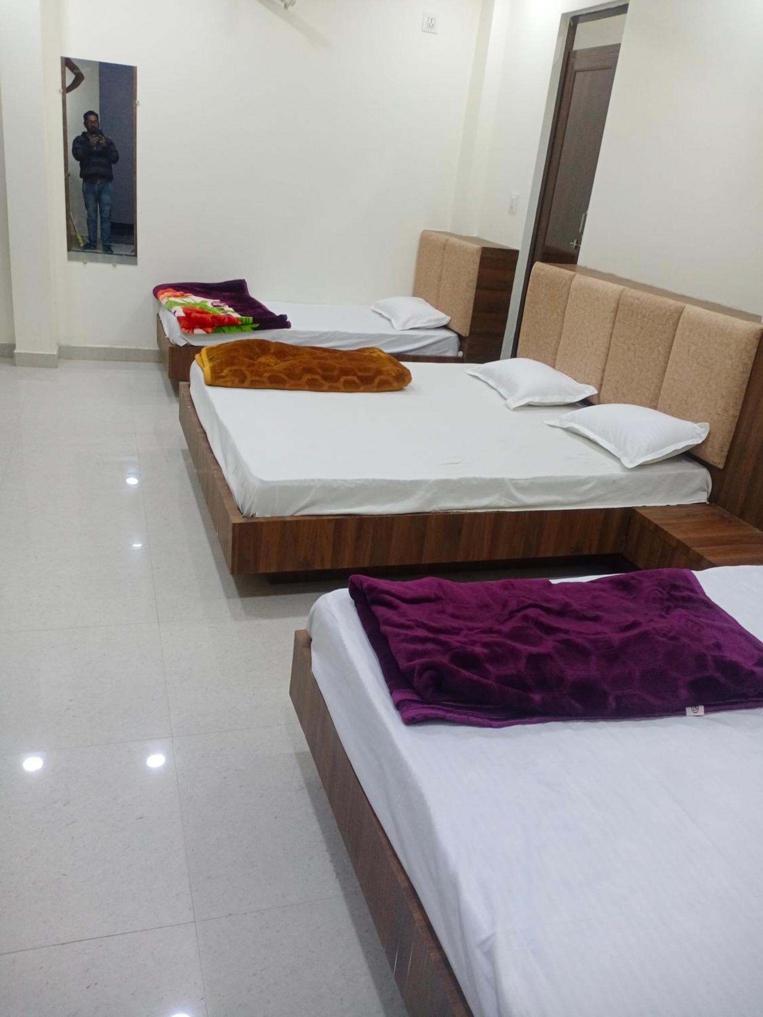Hotel Soham Palace Ujjain Eksteriør bilde