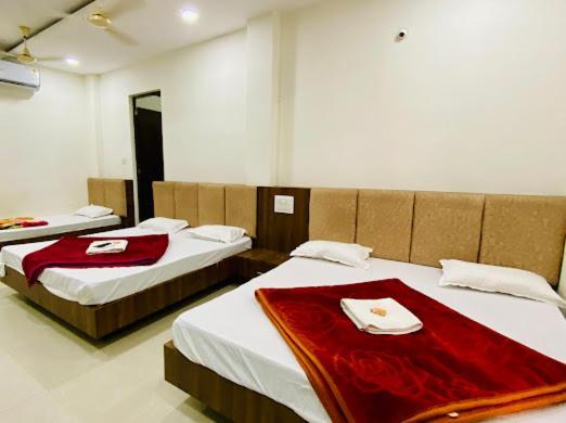 Hotel Soham Palace Ujjain Eksteriør bilde